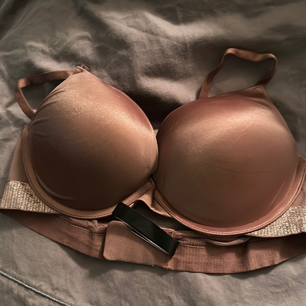 Victoria Secret.  plunge bombshell. Bra